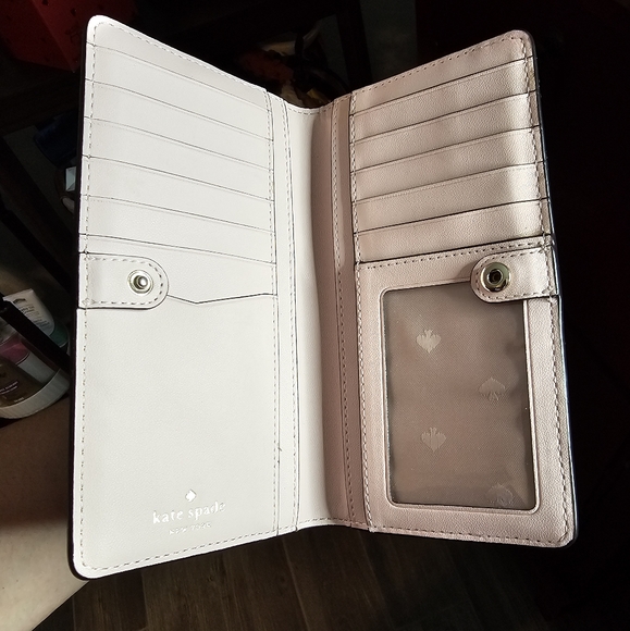 Kate Spade Leather Wallet in Chalk Pink NWOT - Picture 5 of 16